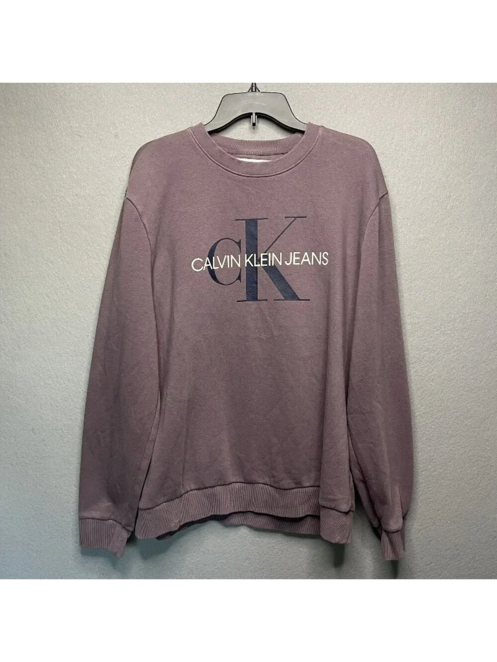 Calvin Klein Jeans Logo Sweatshirt Purple XL Cotton Blend Crewneck - Picture 1 of 7
